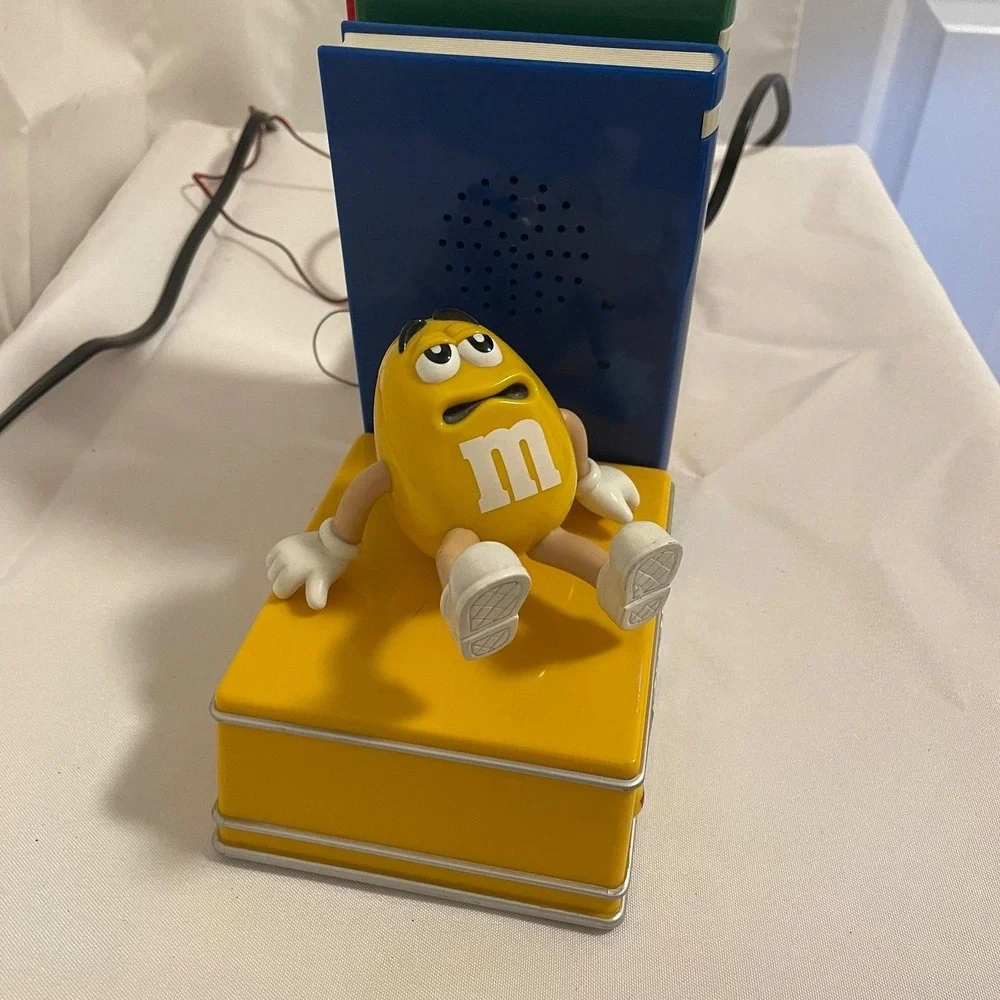 M&MS a078 m&m